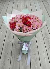 Букет цветов из:  Альстромерии в Петрово-Дальнее