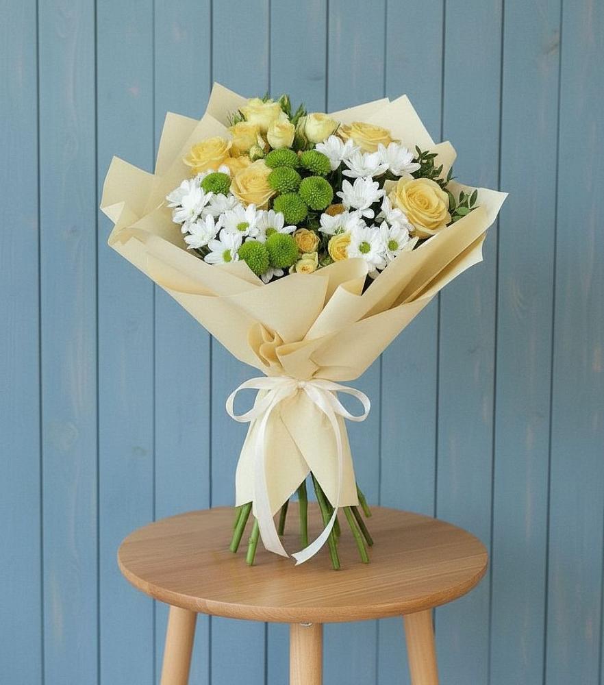 Букет цветов из: Хризантемы и Розы в Петрово-Дальнее