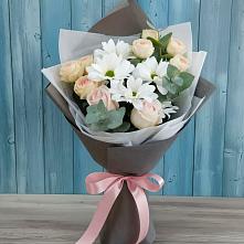 Букет цветов из:  Хризантемы и Розы в Петрово-Дальнее