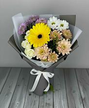 Букет цветов из:  Розы, Герберы и Хризантемы в Петрово-Дальнее