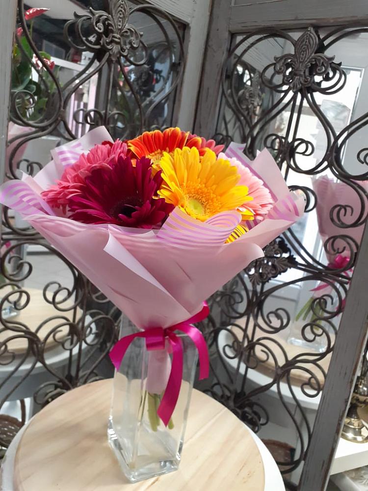 Букет цветов из: Герберы в Петрово-Дальнее