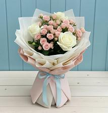 Букет цветов из:  Розы в Петрово-Дальнее