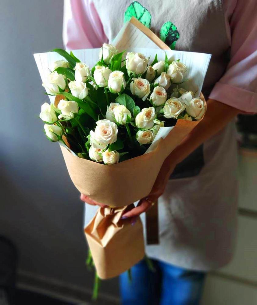 Букет цветов из: Розы в Петрово-Дальнее