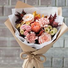 Букет цветов из:  Гвоздики, Хризантемы и Розы в Петрово-Дальнее