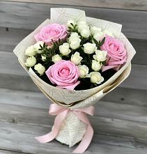 Букет цветов из:  Розы в Петрово-Дальнее