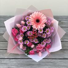 Букет цветов из:  Розы, Герберы и Хризантемы в Петрово-Дальнее