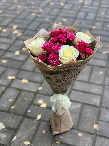 Букет цветов из: Розы в Петрово-Дальнее