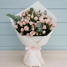 Букет цветов из:  Розы в Петрово-Дальнее