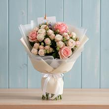 Букет цветов из:  Розы в Петрово-Дальнее