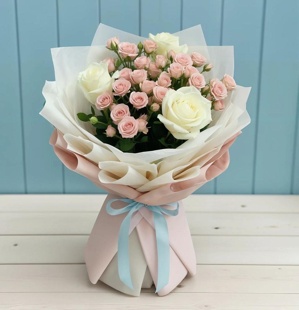 Букет цветов из: Розы в Петрово-Дальнее