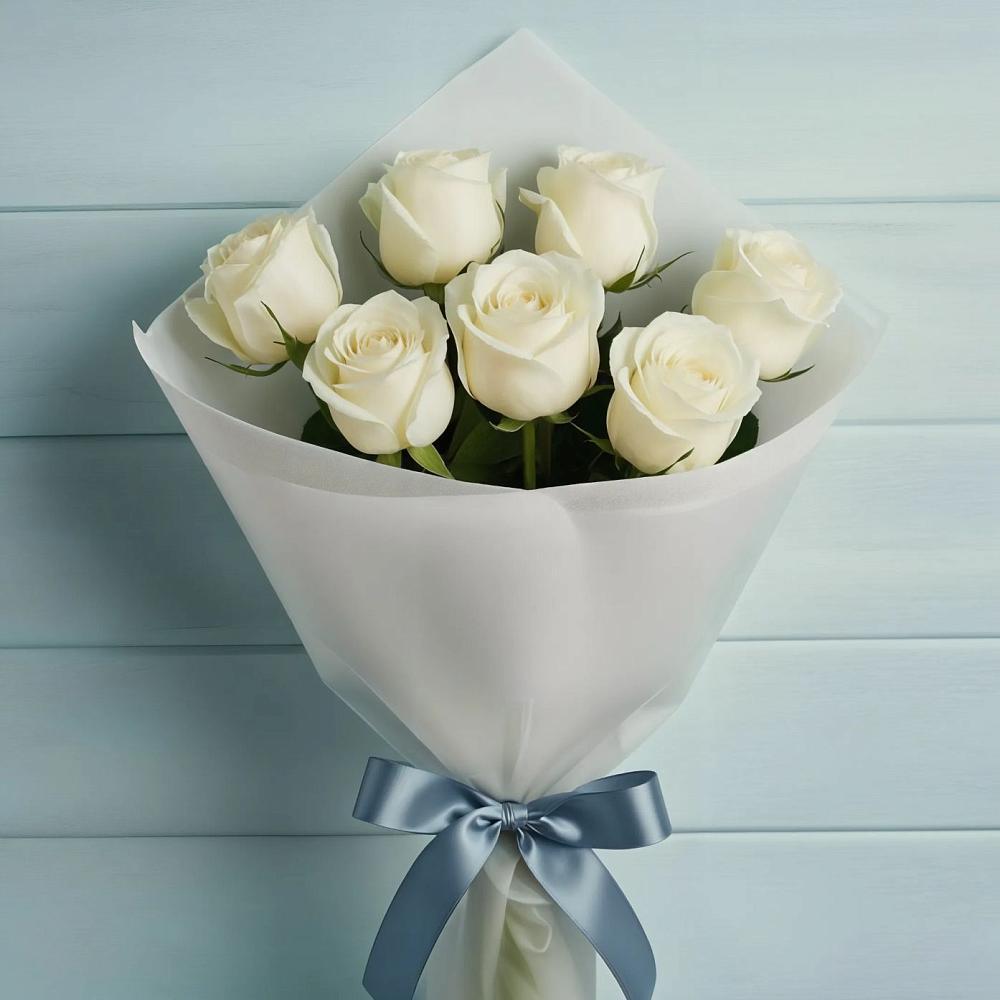 Букет 7 Белых роз Эдлесс Лав в Петрово-Дальнее